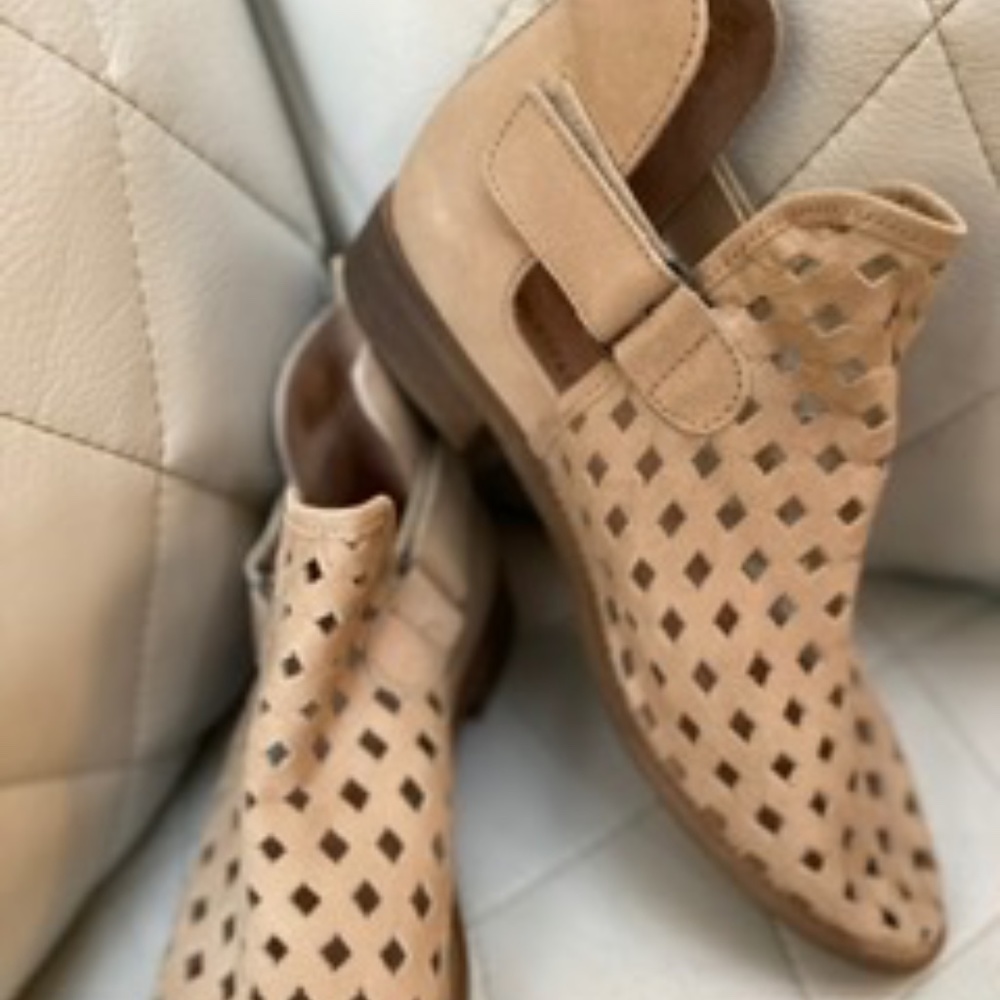 Muse & Cloud Booties